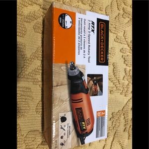 Black+ Decker 2Amp 3- Speed Rotary Tool